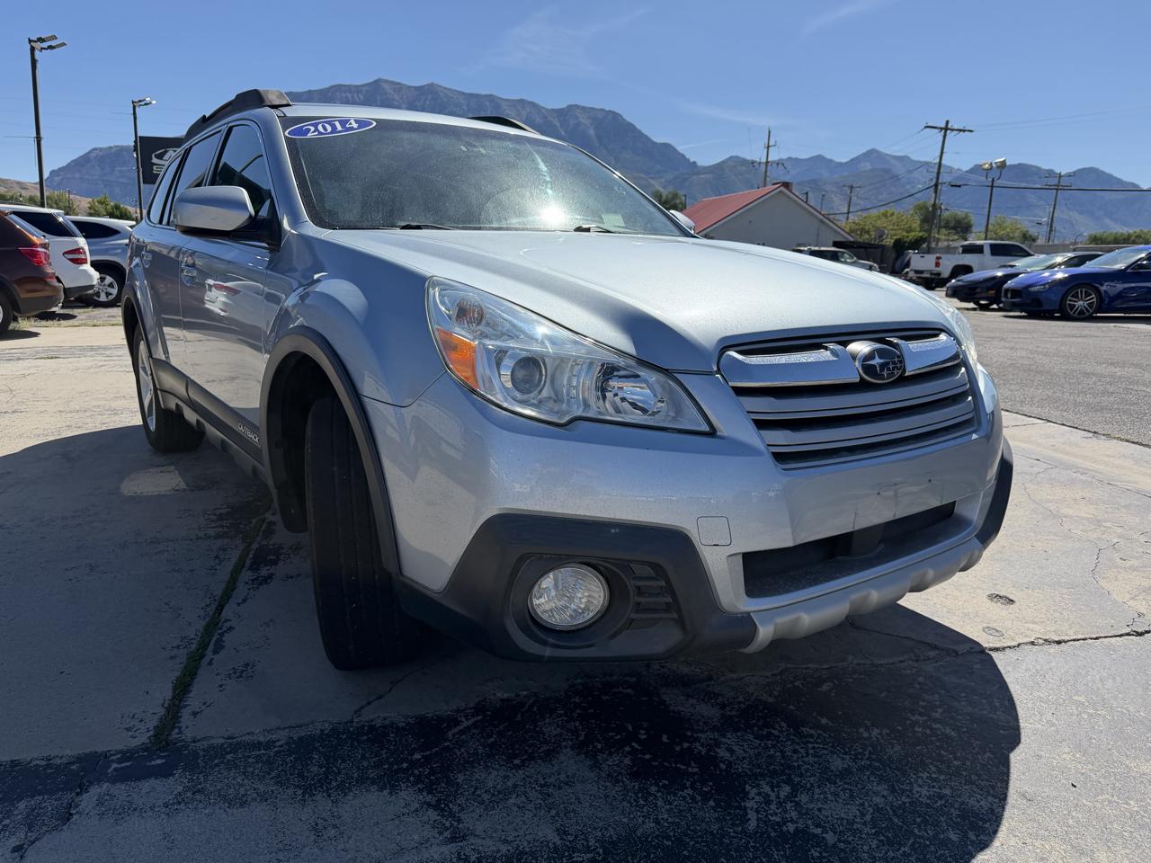 Subaru Outback 4dr Wgn H4 Auto 2.5i Limited 2014