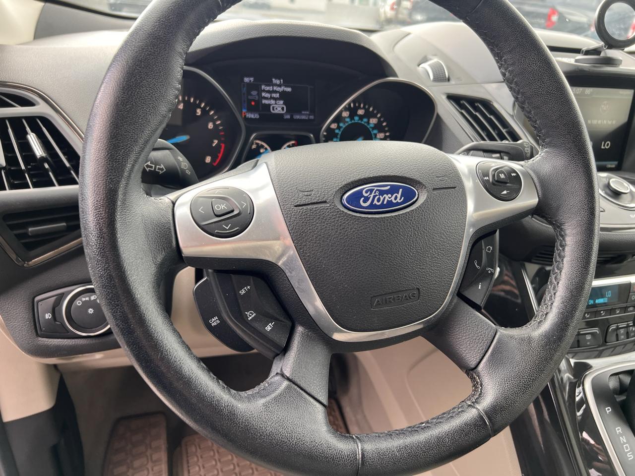 Ford Escape 4WD 4dr Titanium 2014