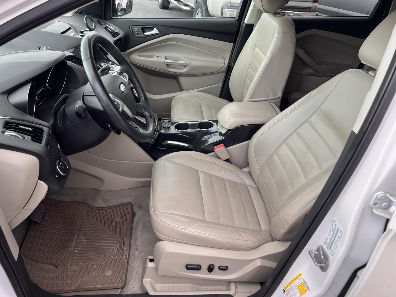 Ford Escape 4WD 4dr Titanium 2014