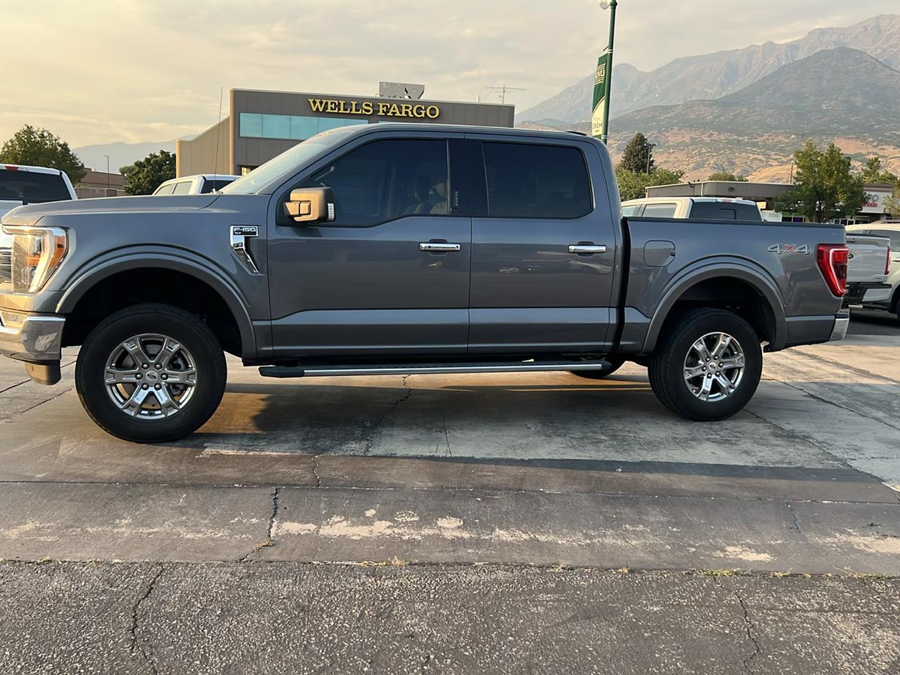 Ford F-150 4WD SuperCab 133" XLT 2021