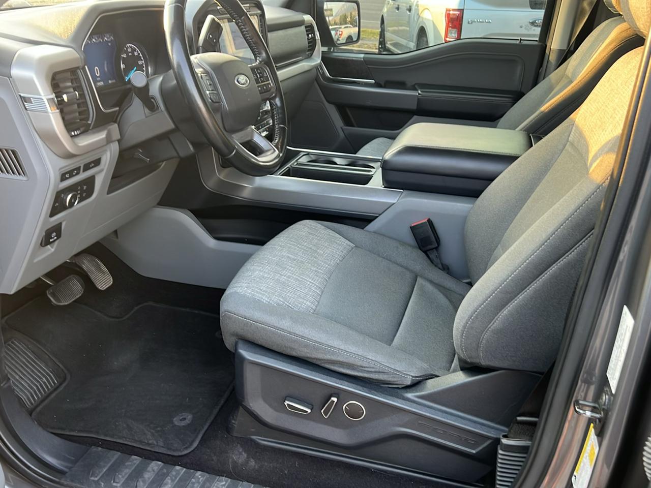 Ford F-150 4WD SuperCab 133" XLT 2021