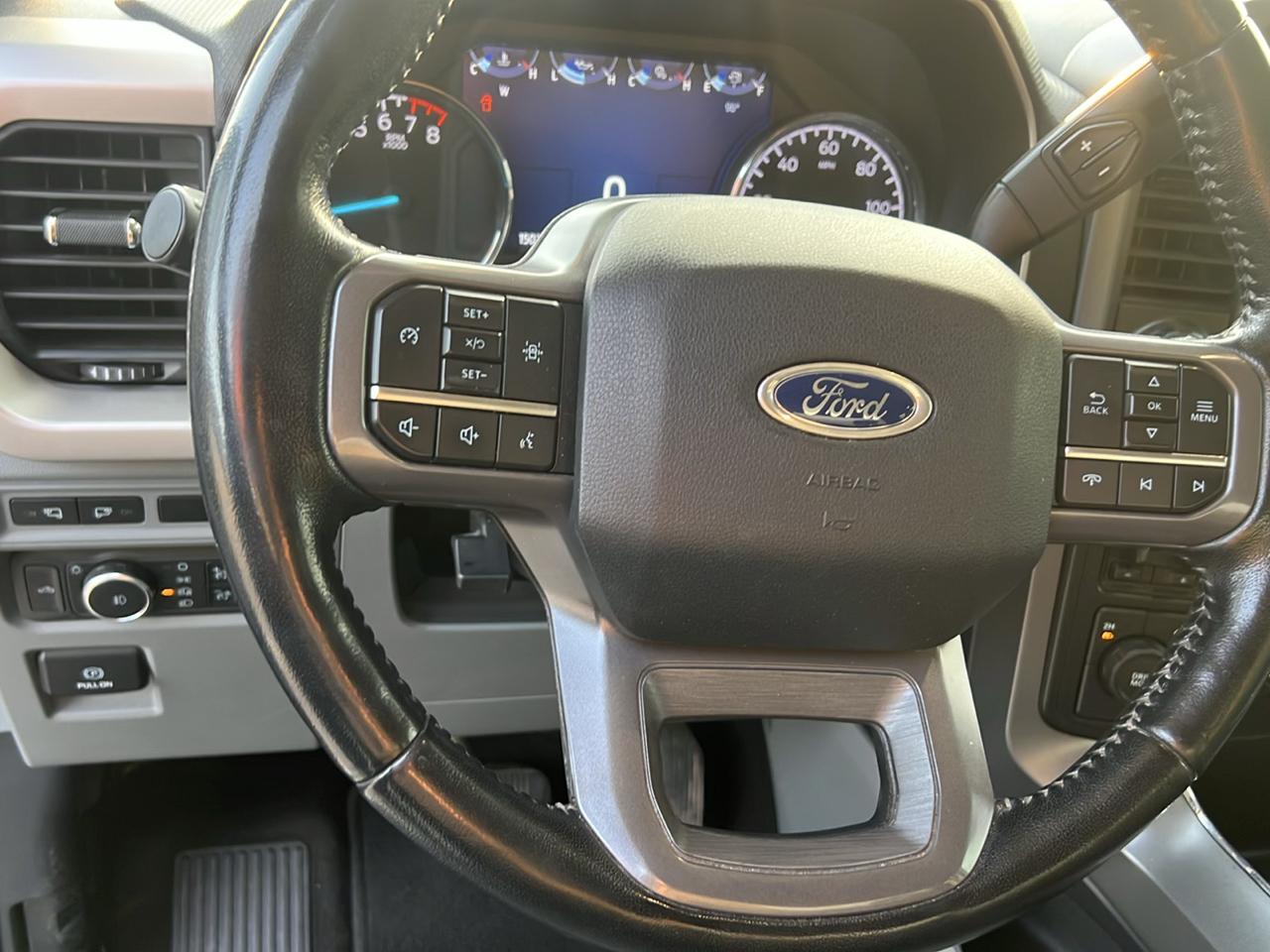 Ford F-150 4WD SuperCab 133" XLT 2021