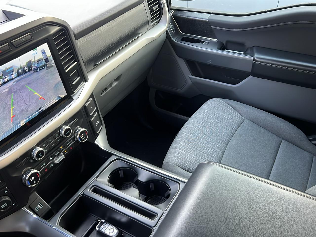 Ford F-150 4WD SuperCab 133" XLT 2021