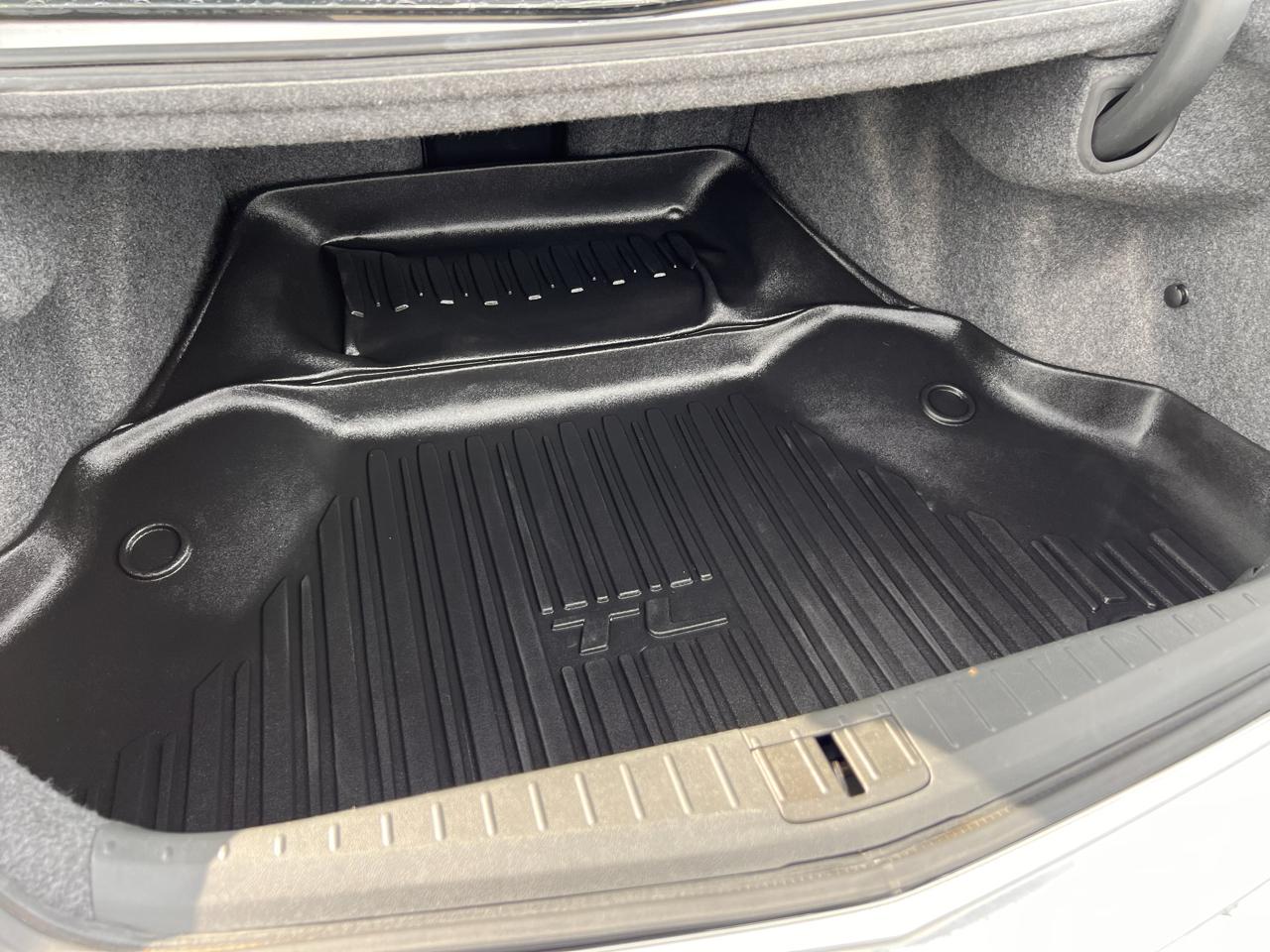 Acura TL 4dr Sdn Auto SH-AWD Tech 2012
