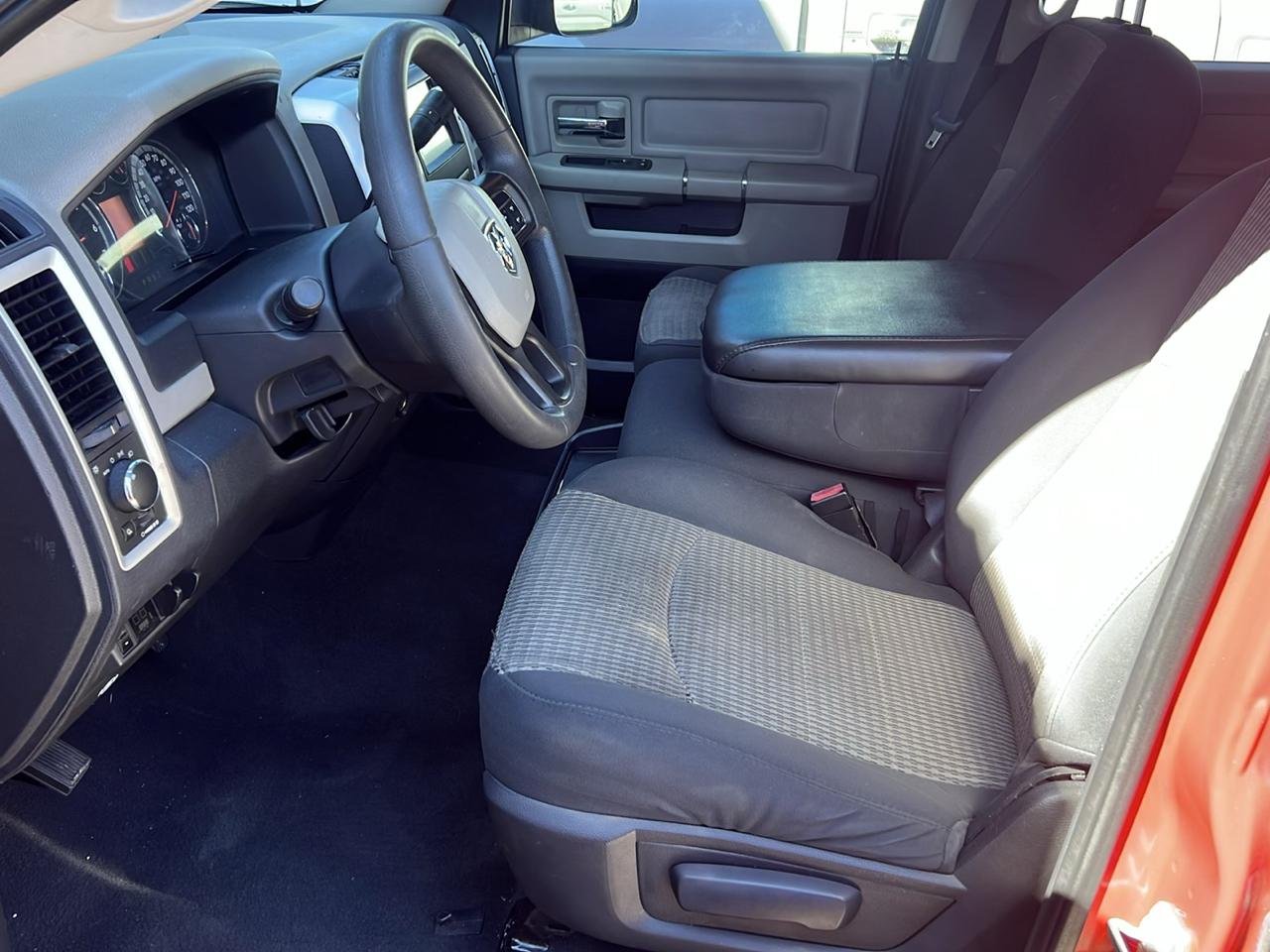 RAM 2500 2WD Mega Cab 160.5" SLT 2012