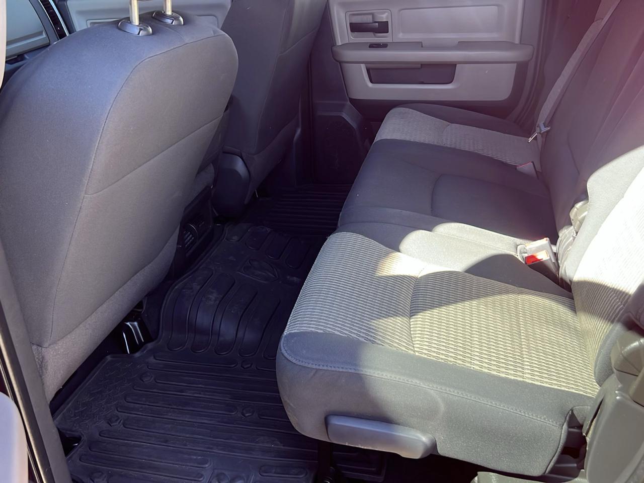 RAM 2500 2WD Mega Cab 160.5" SLT 2012