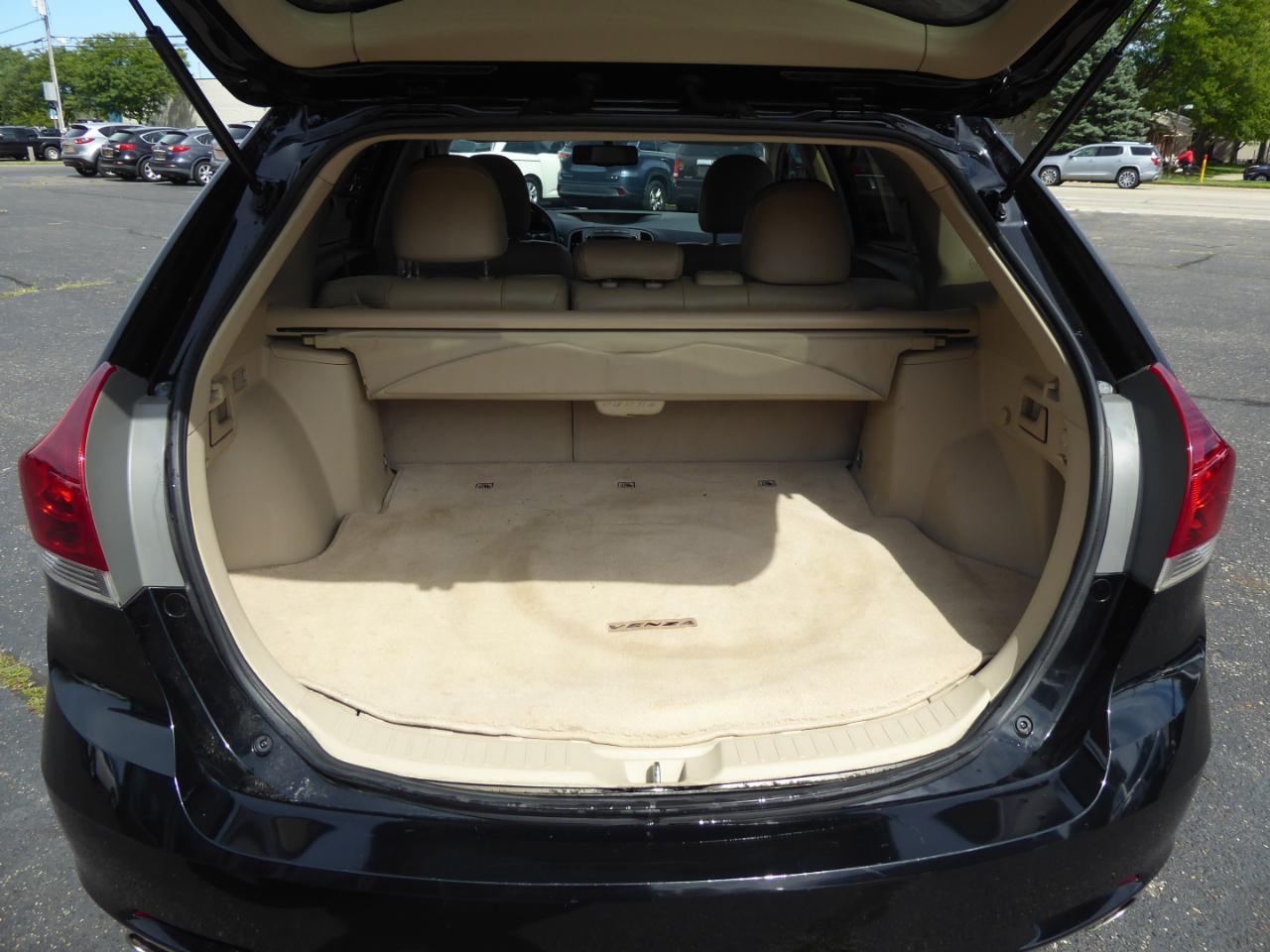 Toyota Venza LE V6 AWD 2014