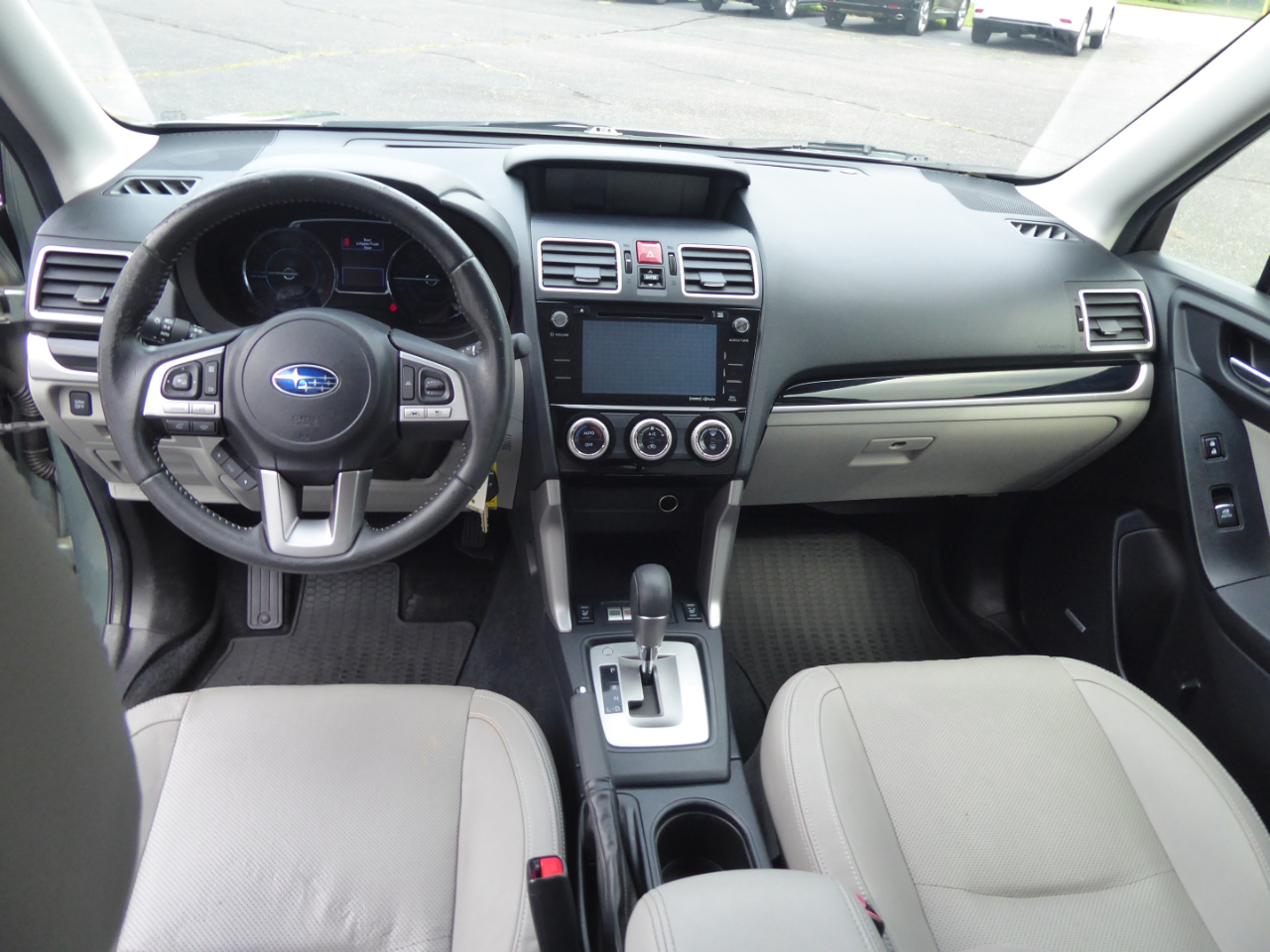 Subaru Forester 2.5i Touring 2017 Subaru Forester 2.5i Touring 2017