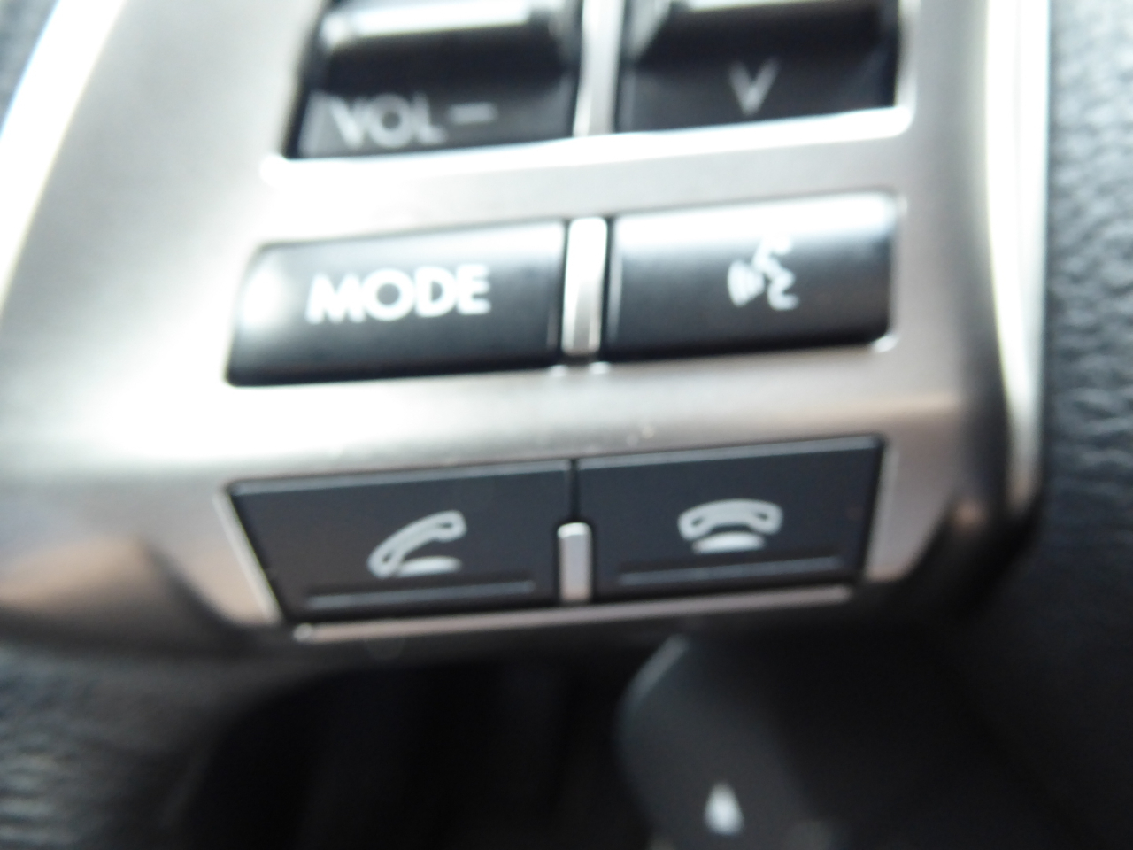 2014 Subaru Outback 2.5i Limited photo 16
