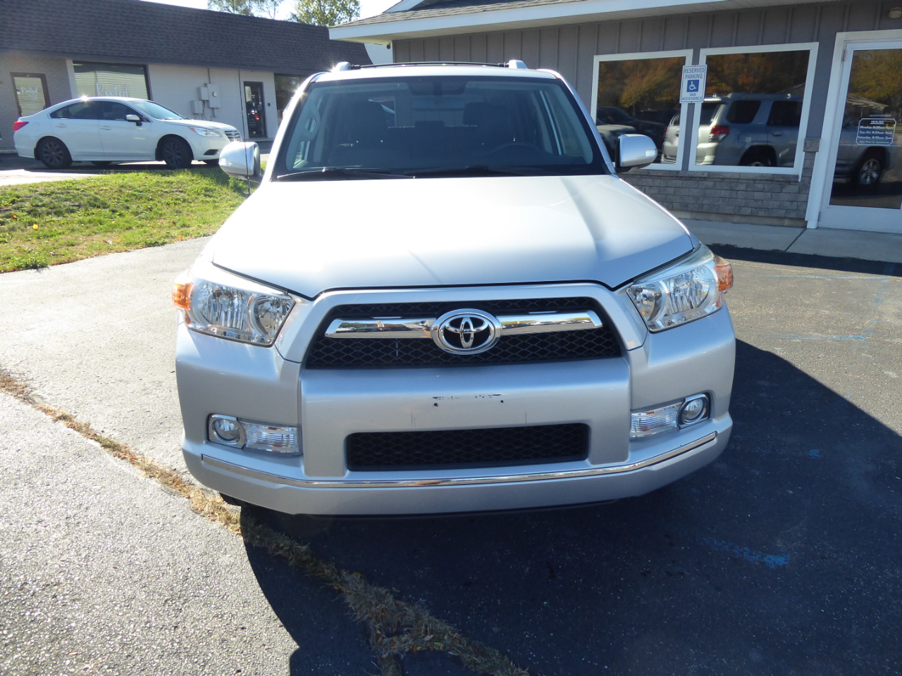 Toyota 4Runner SR5 4WD 2011 Toyota 4Runner SR5 4WD 2011