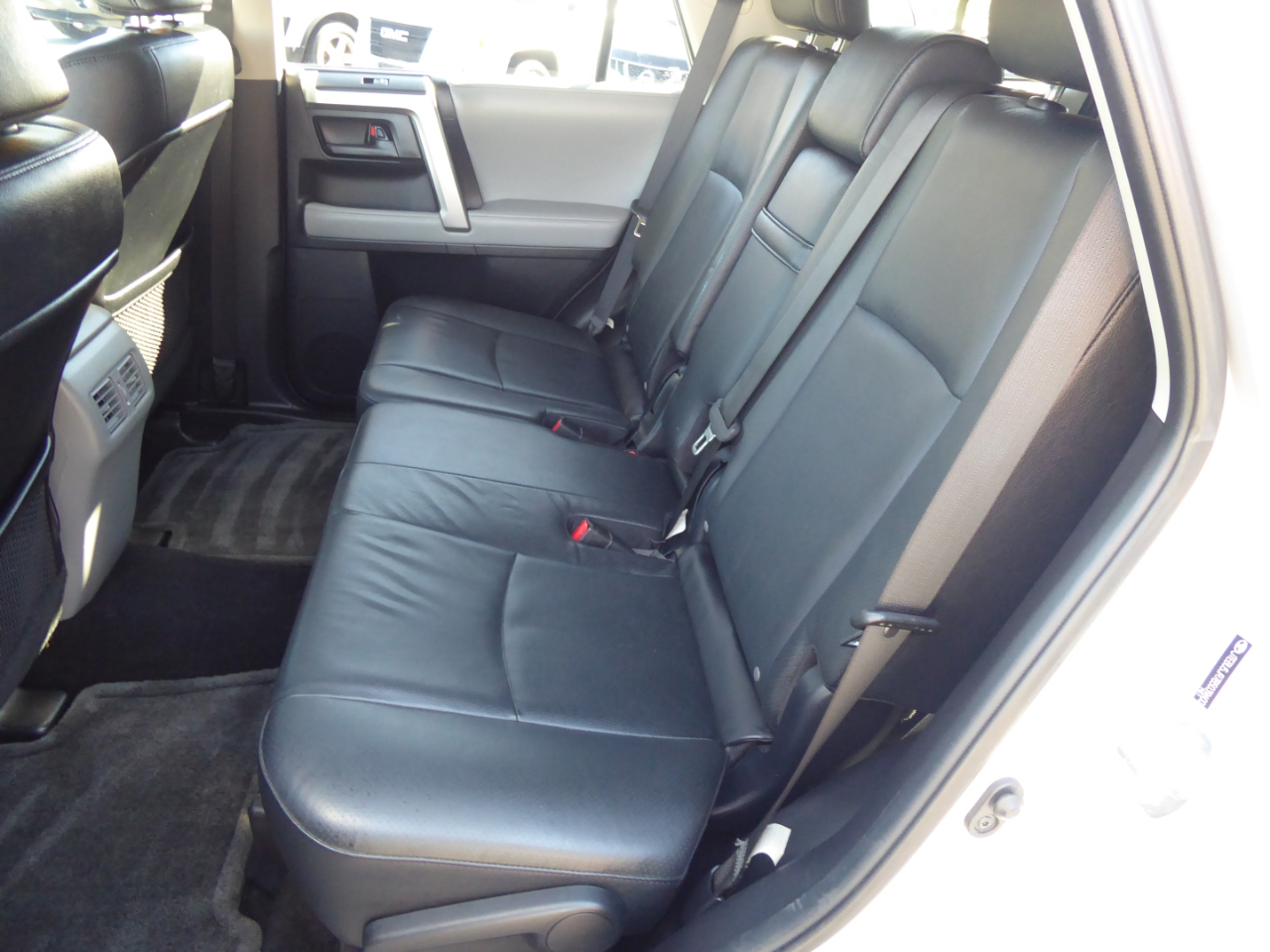 Toyota 4Runner SR5 4WD 2011 Toyota 4Runner SR5 4WD 2011