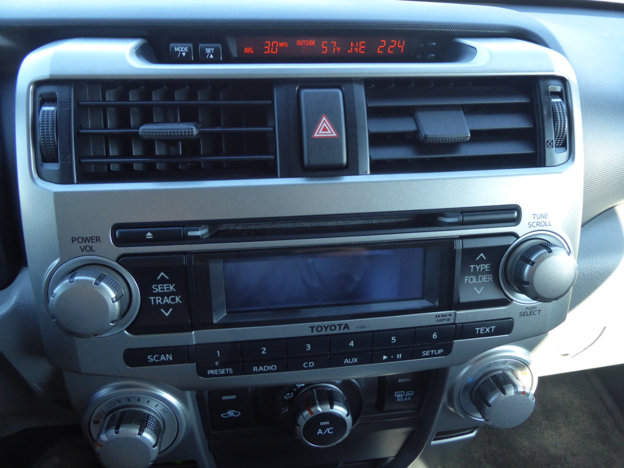 Toyota 4Runner SR5 4WD 2011 Toyota 4Runner SR5 4WD 2011