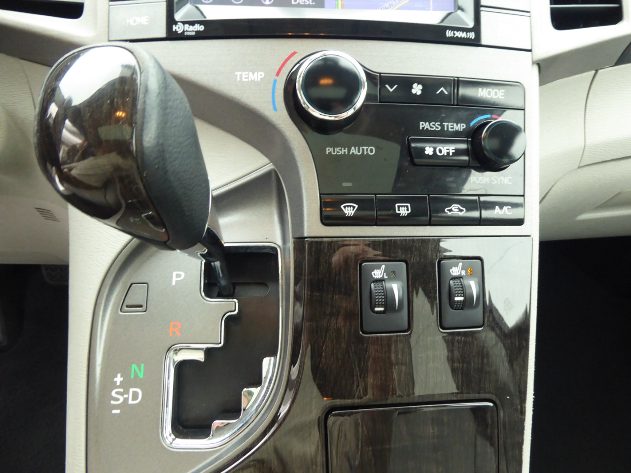 Toyota Venza XLE V6 AWD 2015