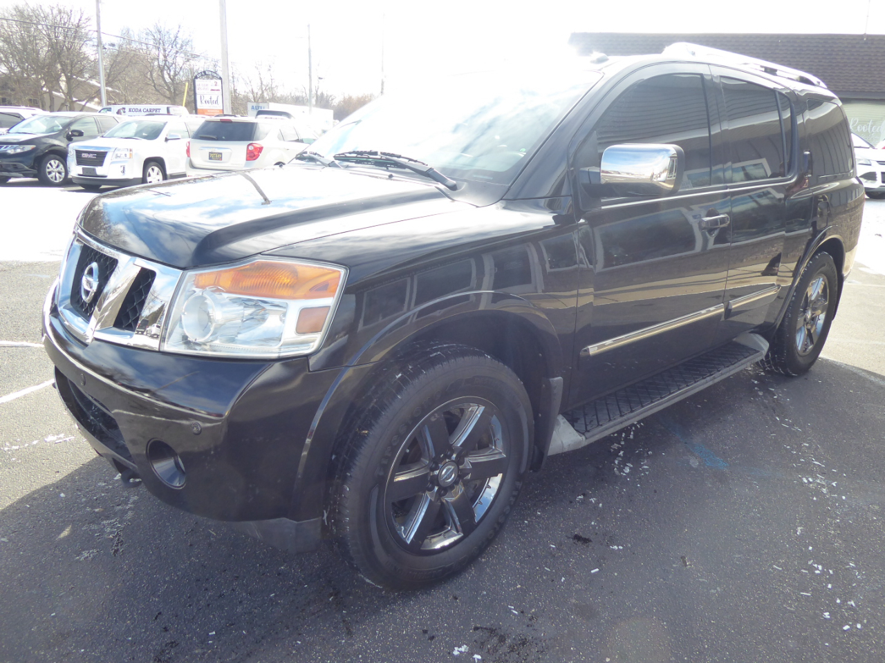 Nissan Armada Platinum 4WD 2013