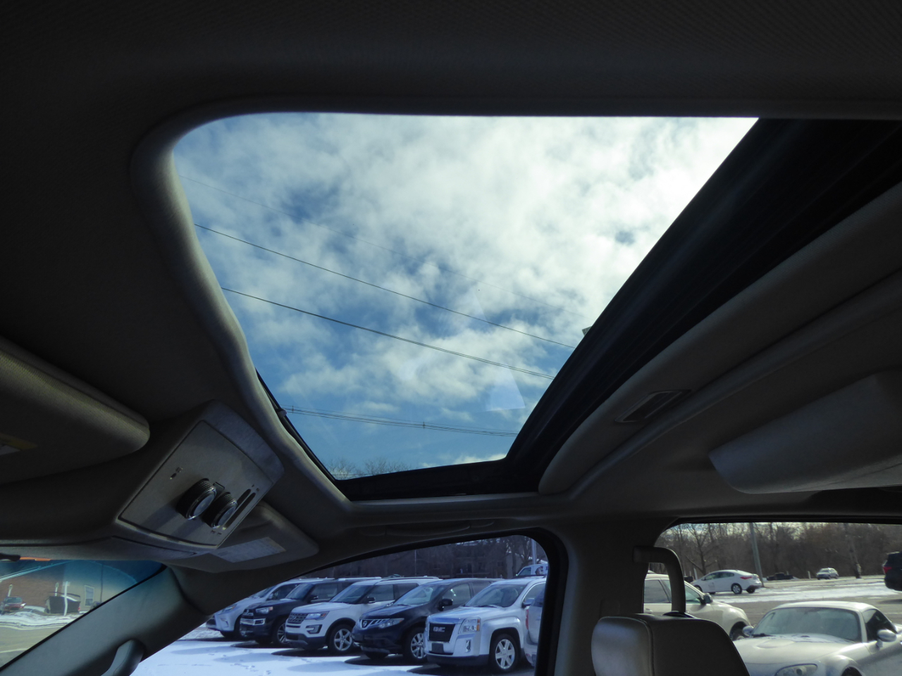 Nissan Armada Platinum 4WD 2013