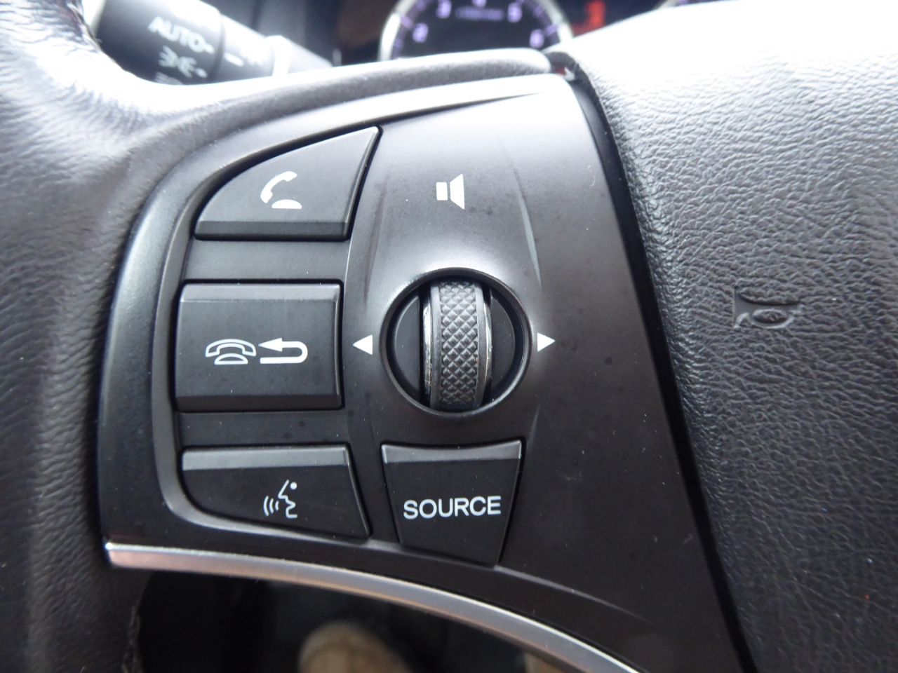 Acura MDX SH-AWD 6-Spd AT w/Tech Package 2014