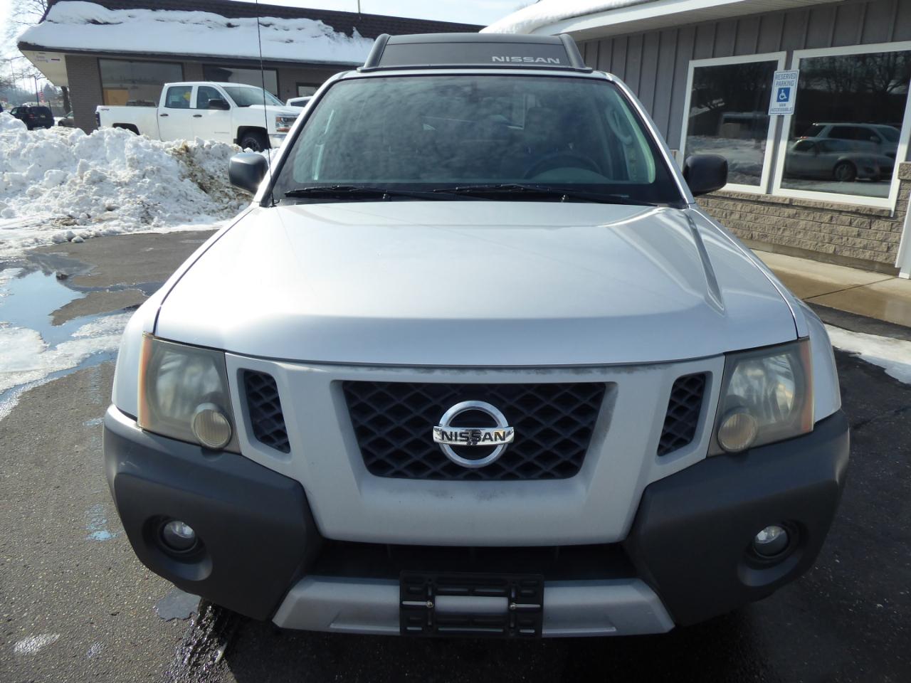 Nissan Xterra S 4WD 2010