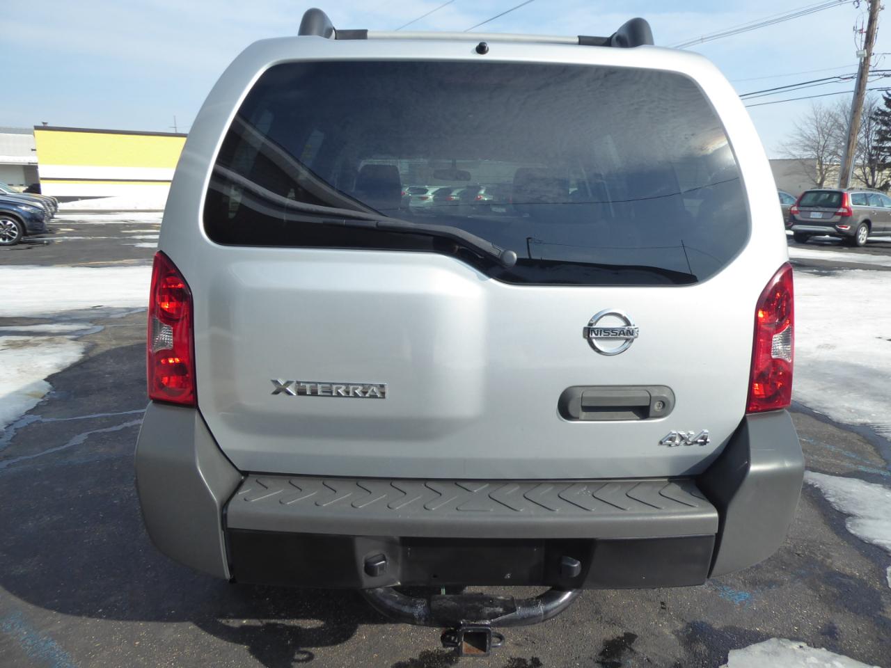 Nissan Xterra S 4WD 2010