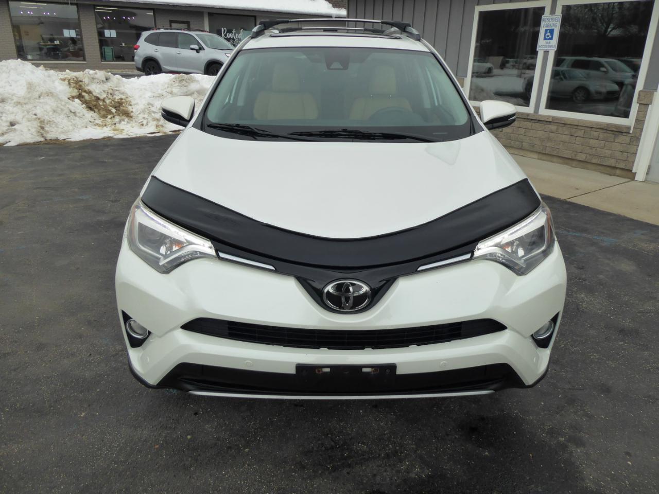 Toyota RAV4 Limited AWD 2017