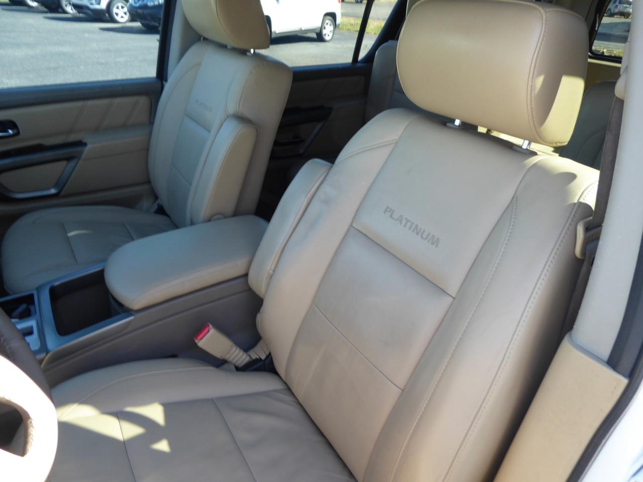 Nissan Armada Platinum 4WD 2015