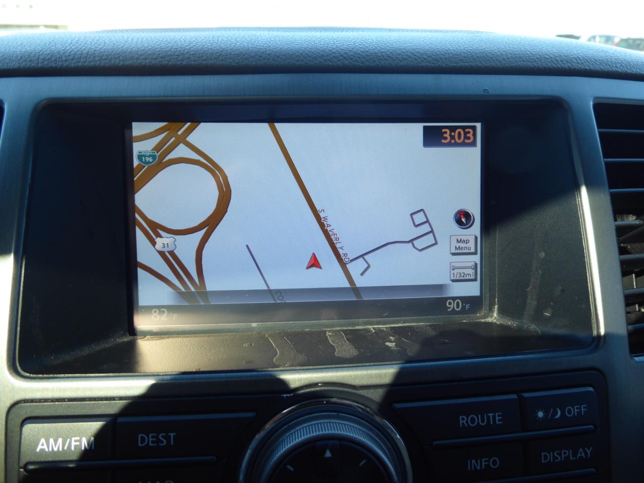 Nissan Armada Platinum 4WD 2015