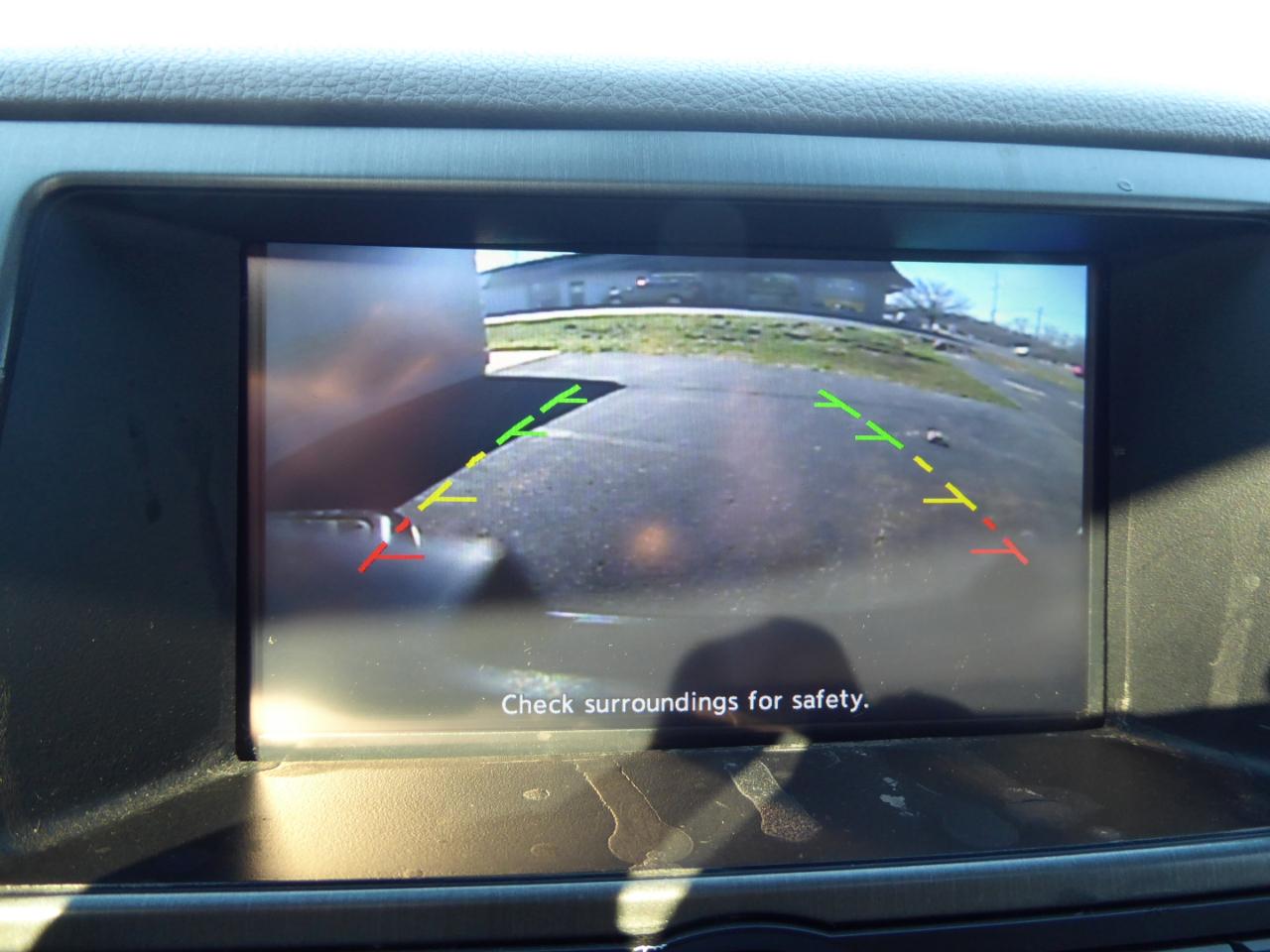 Nissan Armada Platinum 4WD 2015