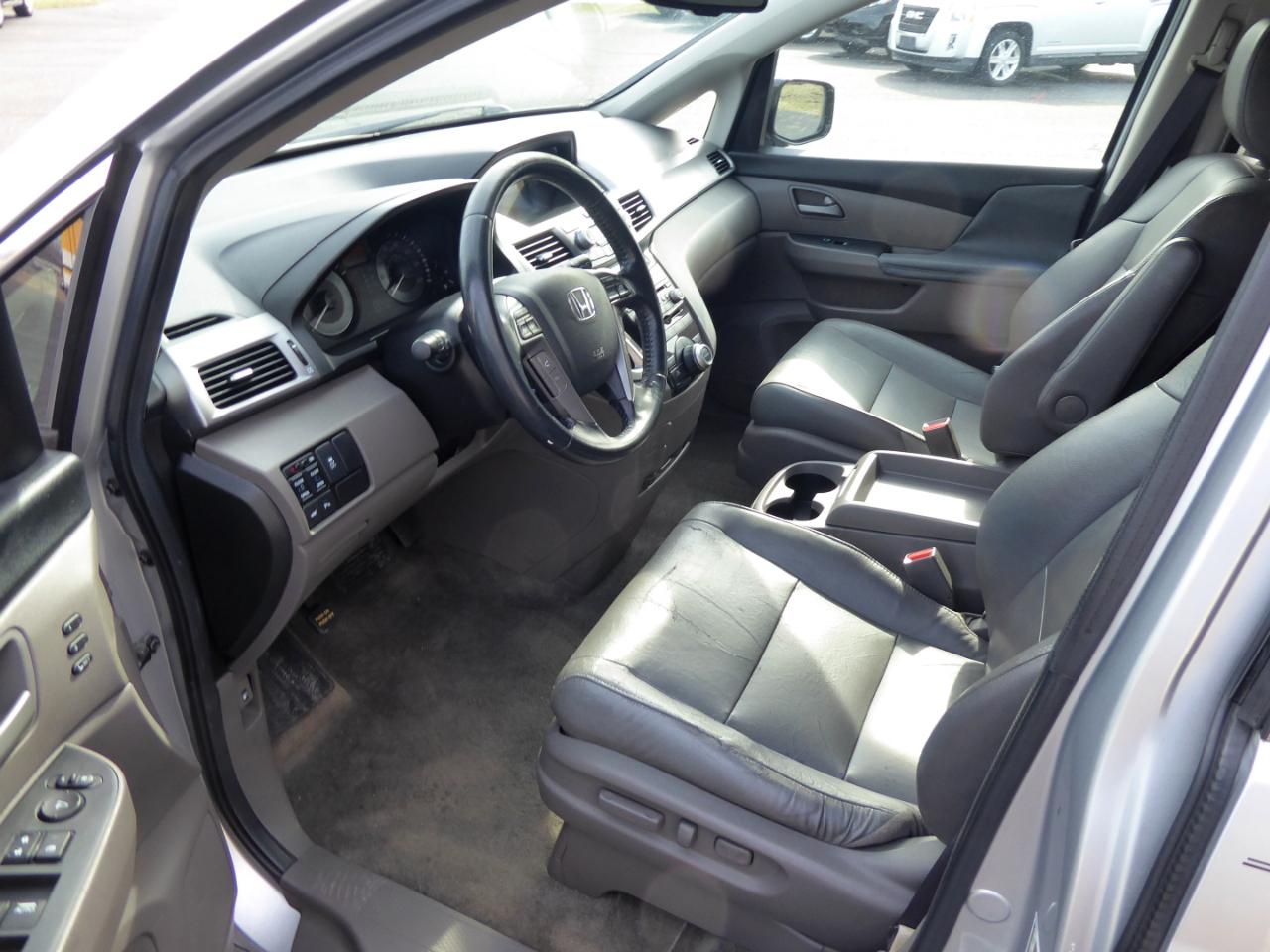 Honda Odyssey Touring 2013