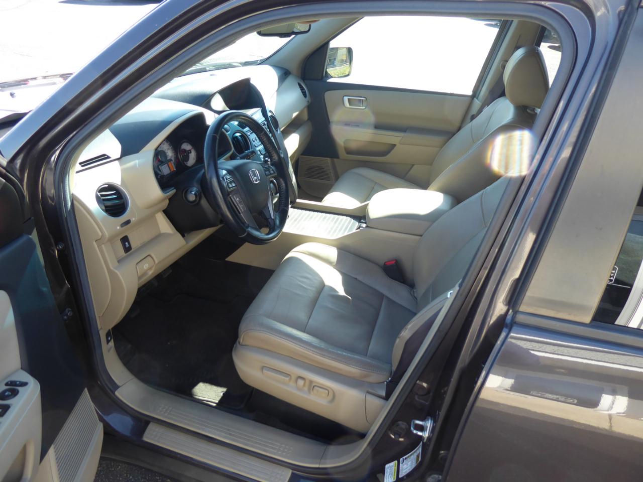 Honda Pilot EX-L 4WD 5-Spd AT 2012