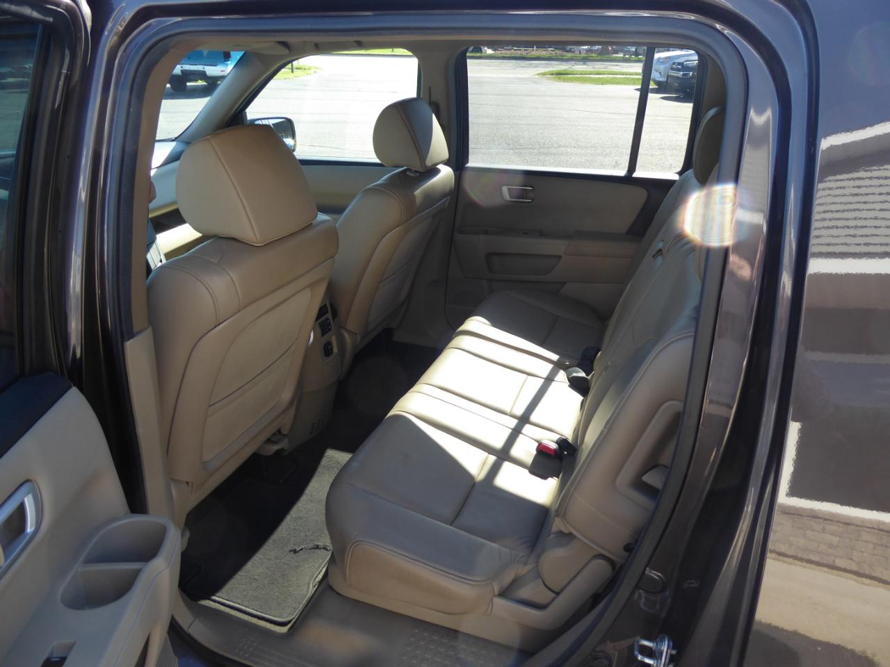 Honda Pilot EX-L 4WD 5-Spd AT 2012