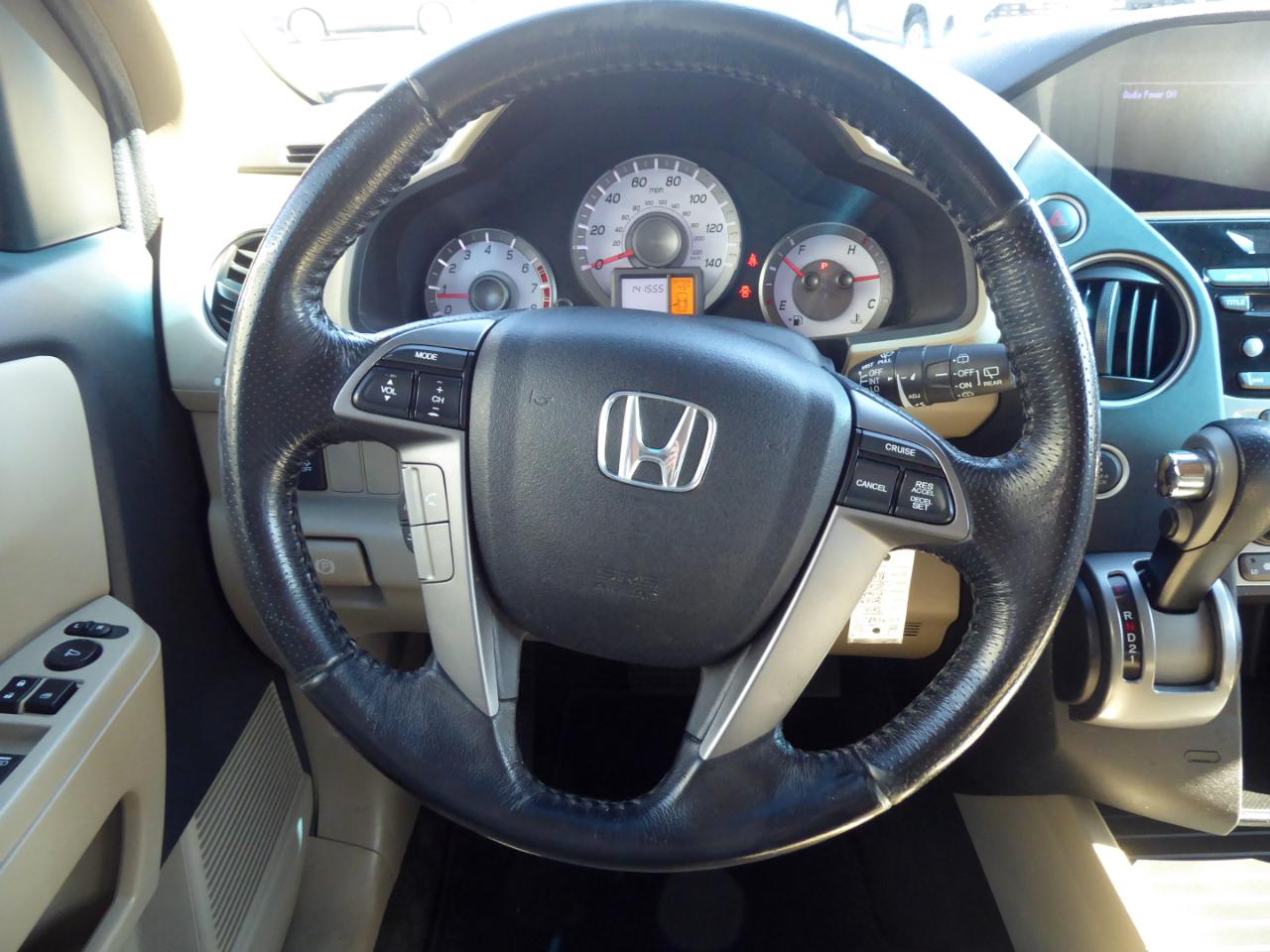Honda Pilot EX-L 4WD 5-Spd AT 2012