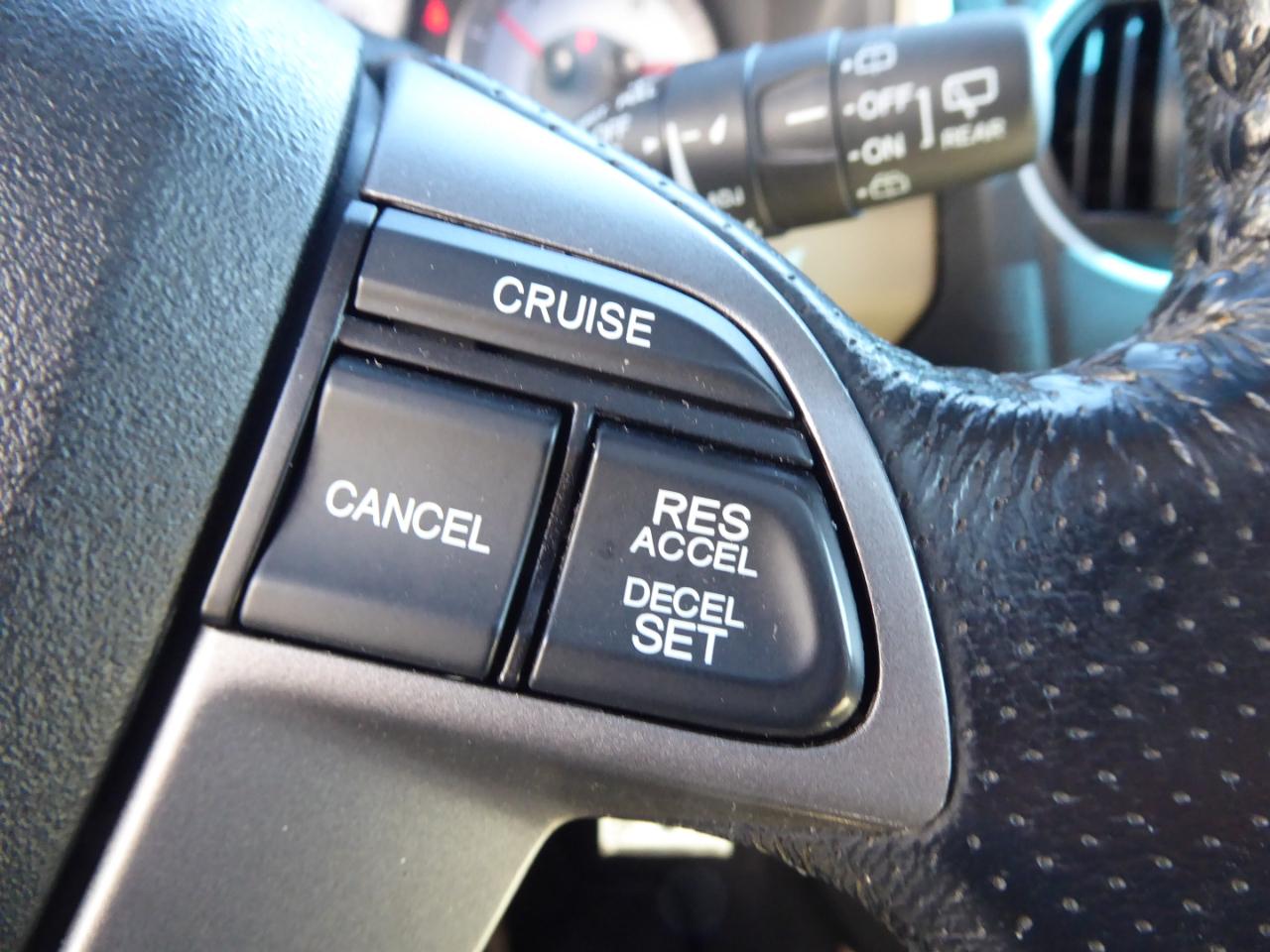 Honda Pilot EX-L 4WD 5-Spd AT 2012