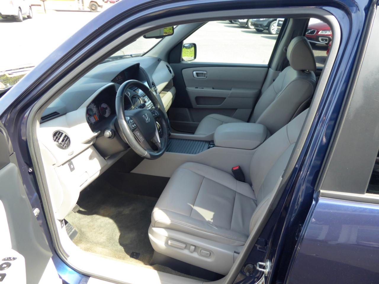 Honda Pilot EX-L 4WD 5-Spd AT with Navigation 2014