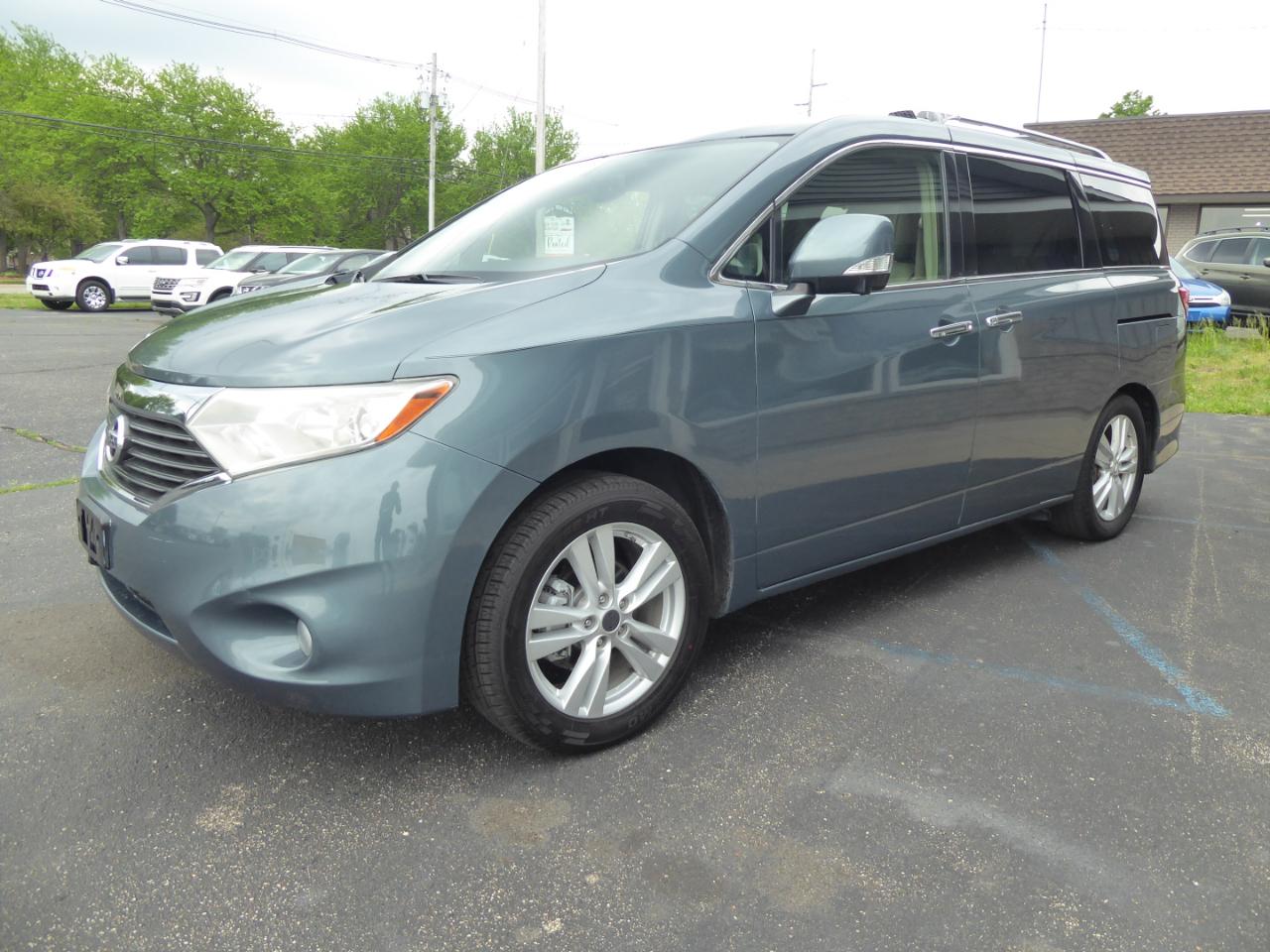 Nissan Quest 3.5 LE 2013