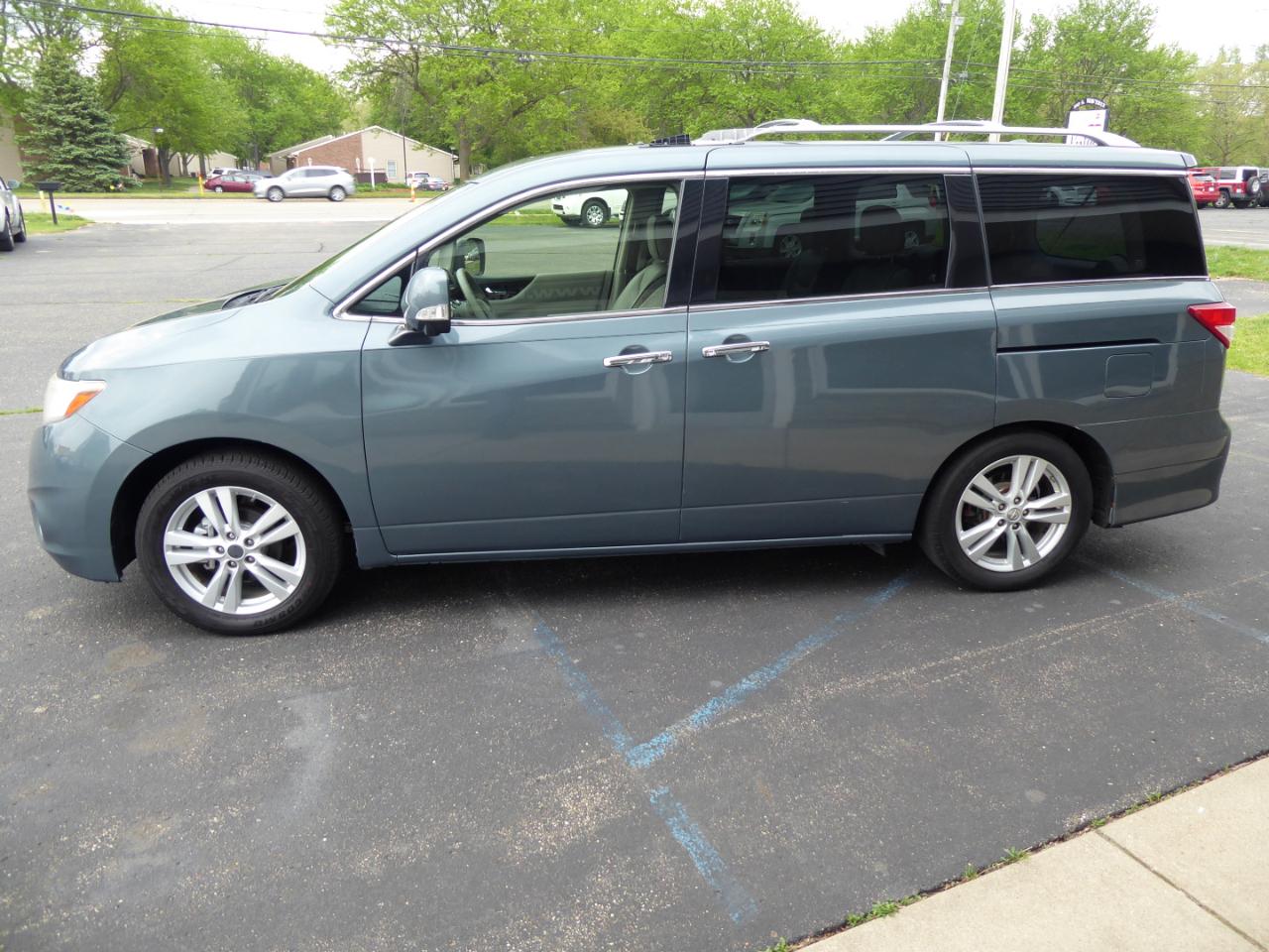 Nissan Quest 3.5 LE 2013