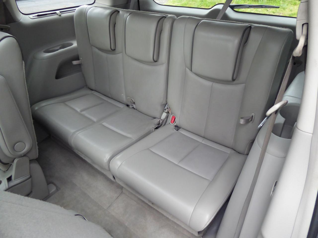Nissan Quest 3.5 LE 2013
