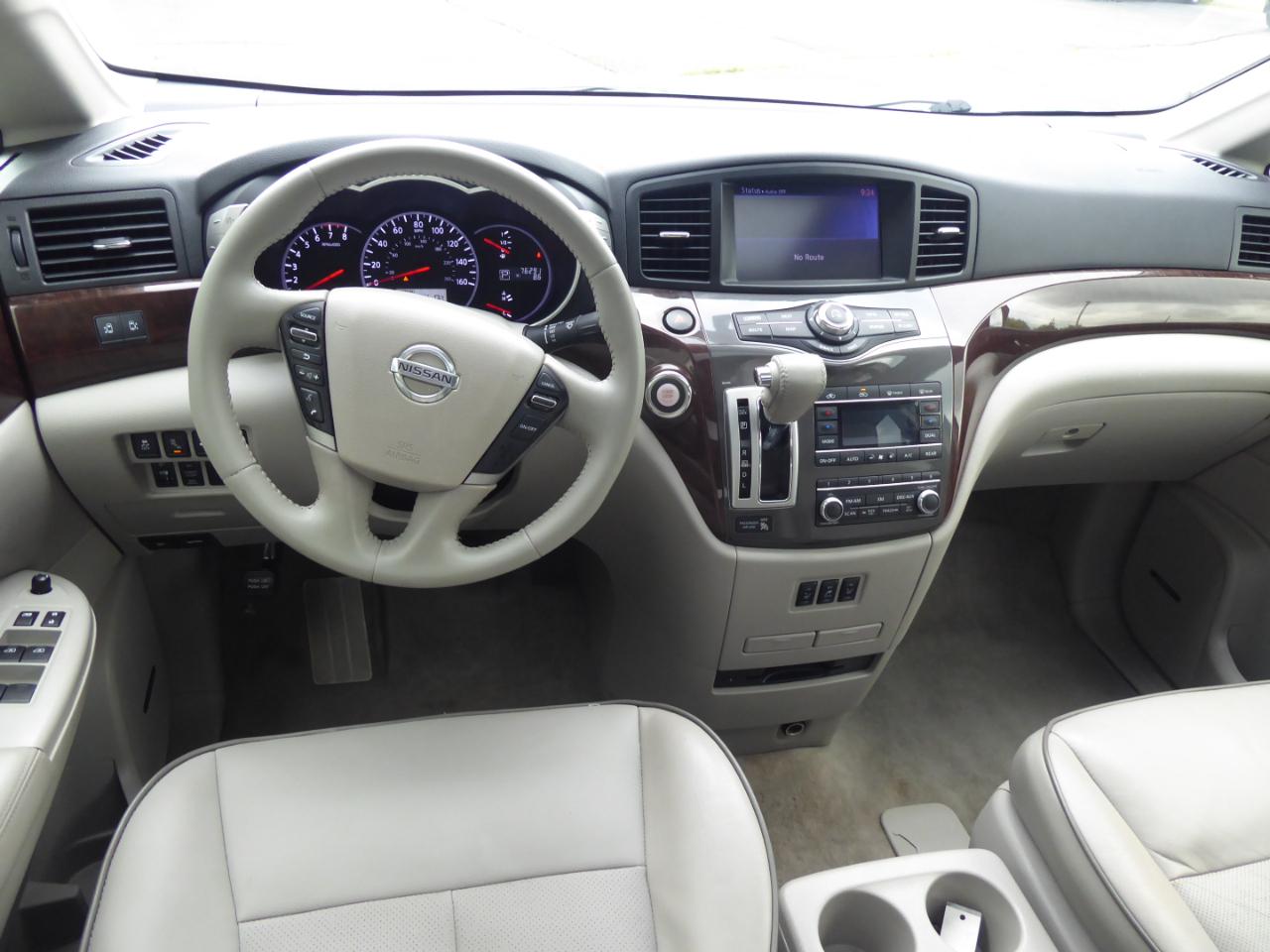 Nissan Quest 3.5 LE 2013