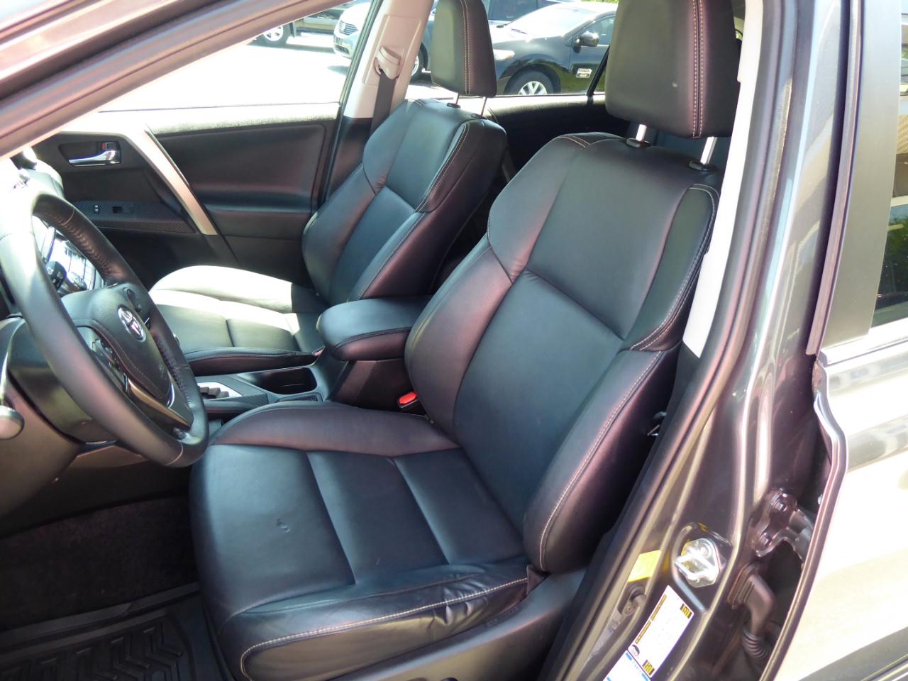 Toyota RAV4 Limited AWD 2014