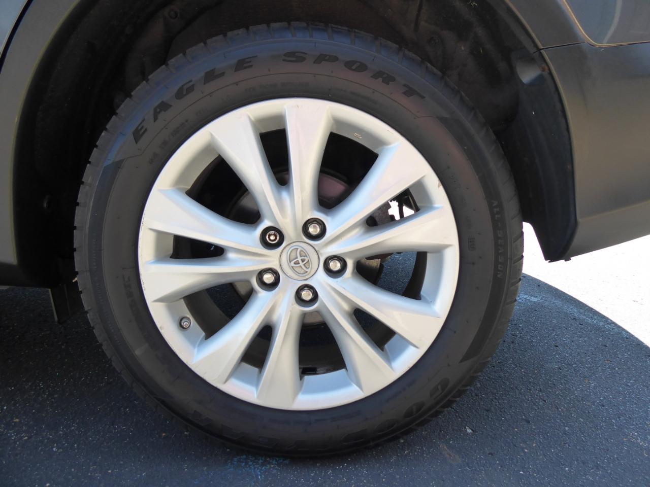 Toyota RAV4 Limited AWD 2014