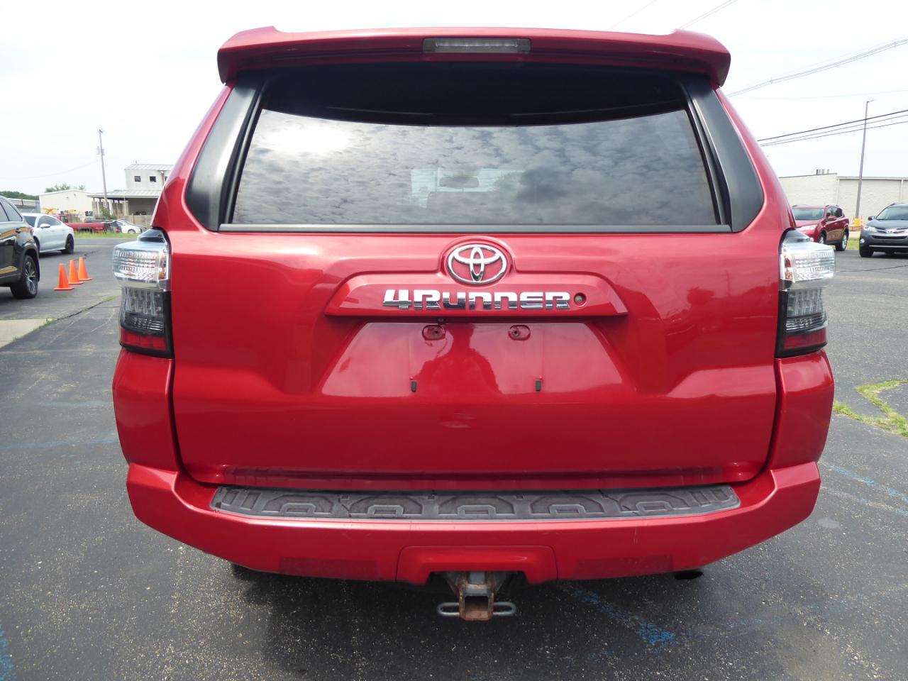 Toyota 4Runner SR5 4WD 2015