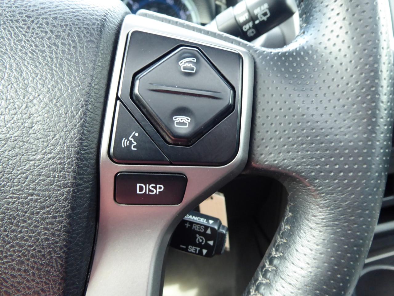 Toyota 4Runner SR5 4WD 2015