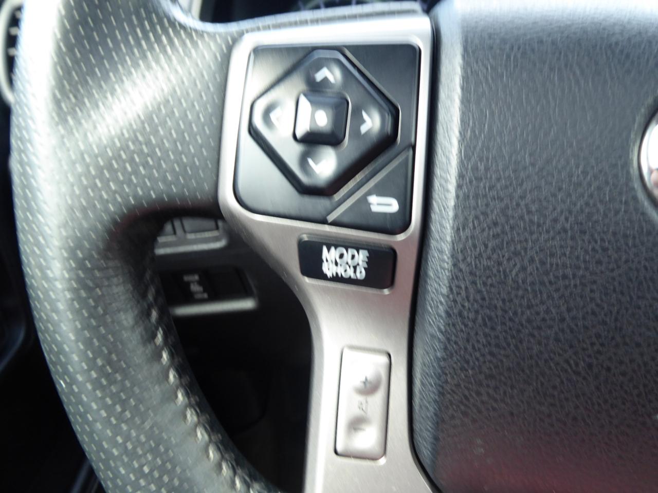 Toyota 4Runner SR5 4WD 2015
