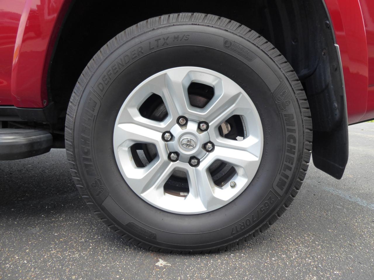 Toyota 4Runner SR5 4WD 2015