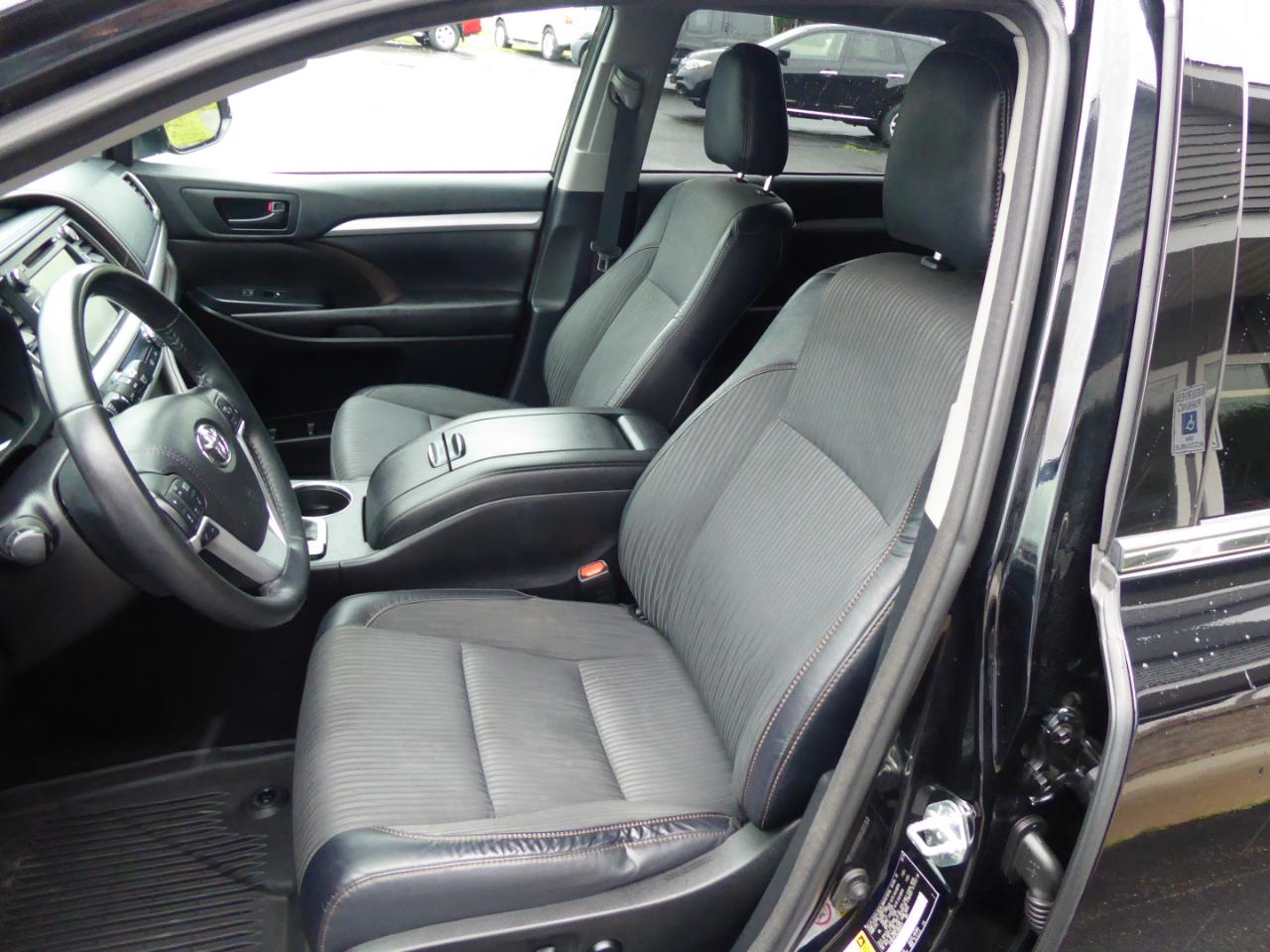 Toyota Highlander LE Plus AWD V6 2018