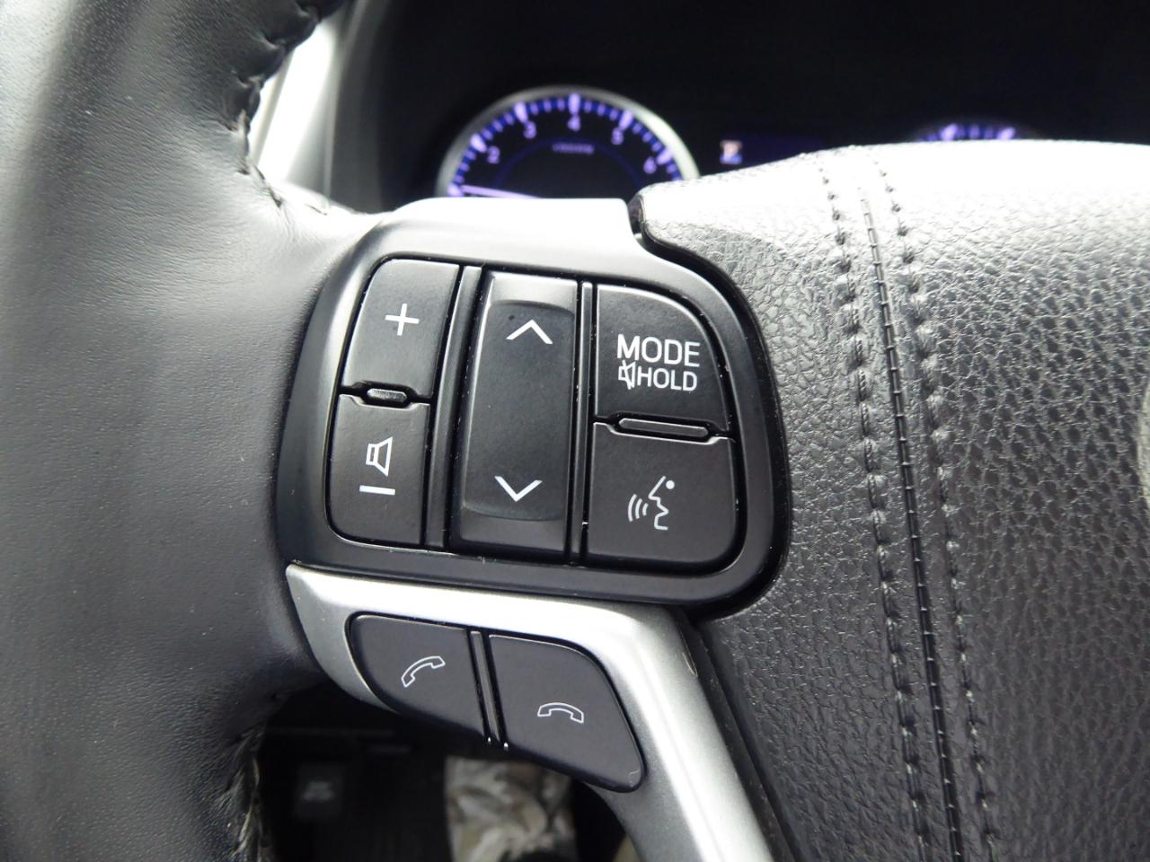 Toyota Highlander LE Plus AWD V6 2018