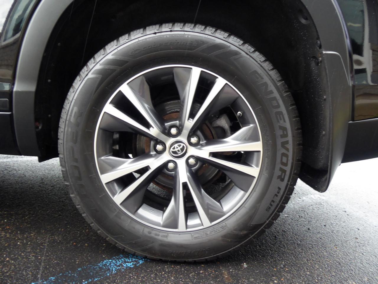 Toyota Highlander LE Plus AWD V6 2018