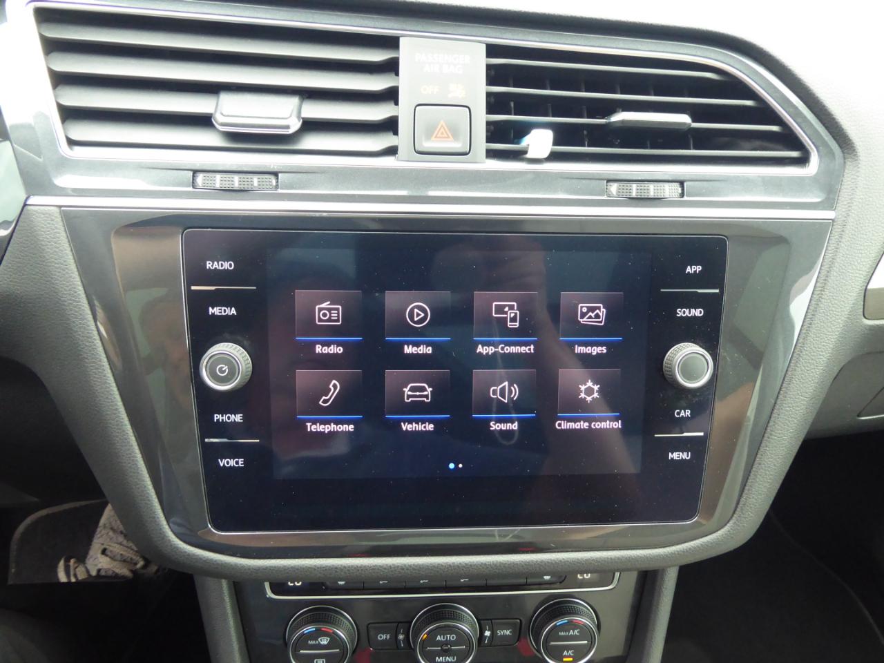 Volkswagen Tiguan SE 4Motion AWD 2019