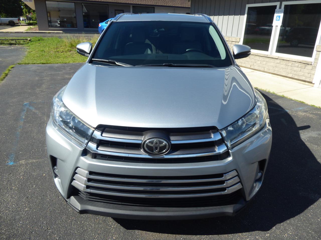 Toyota Highlander Limited AWD V6 2017