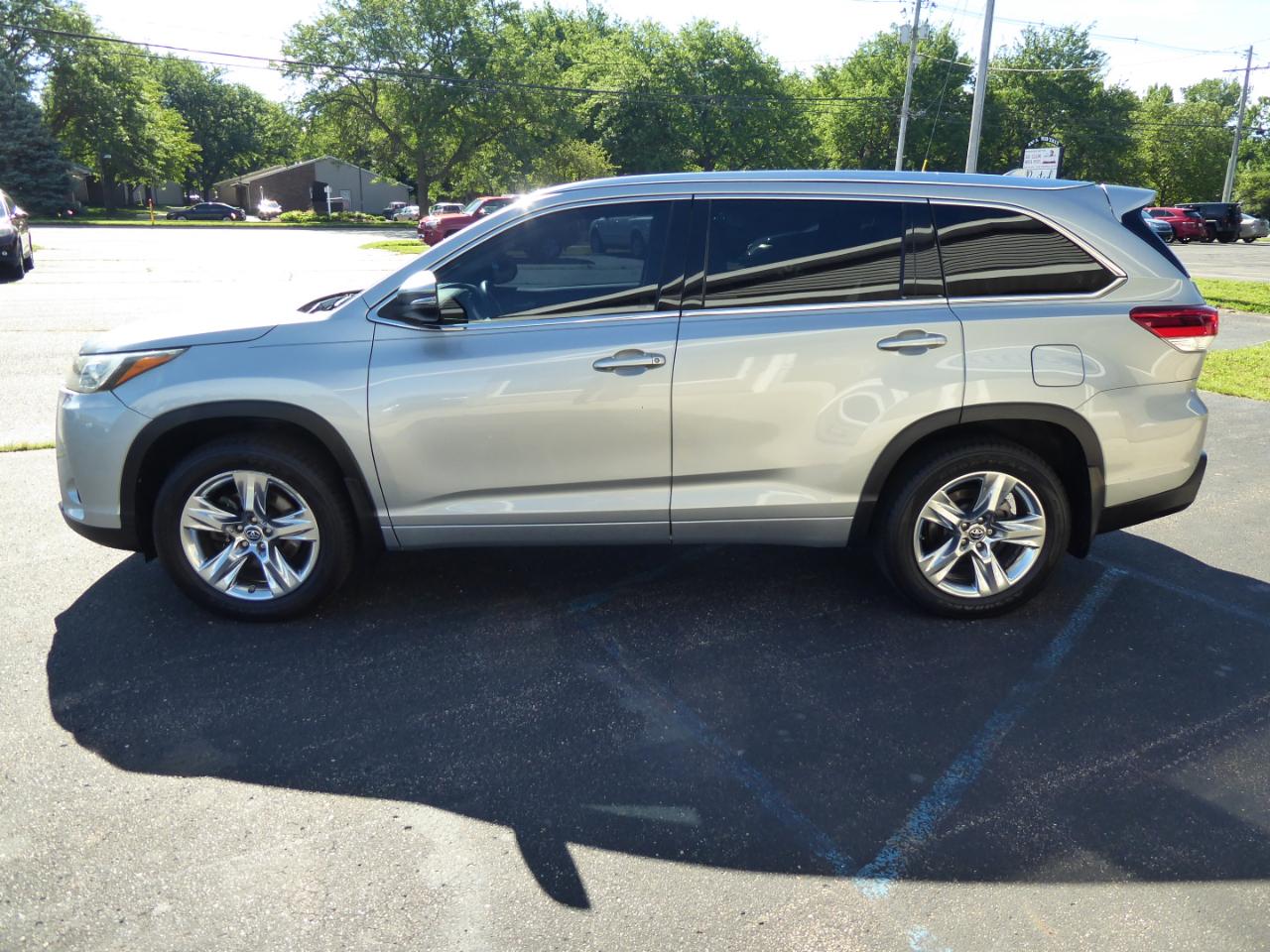 Toyota Highlander Limited AWD V6 2017