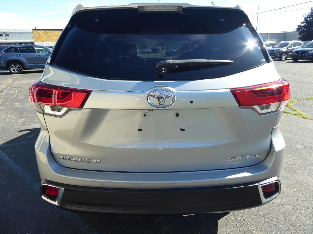 Toyota Highlander Limited AWD V6 2017