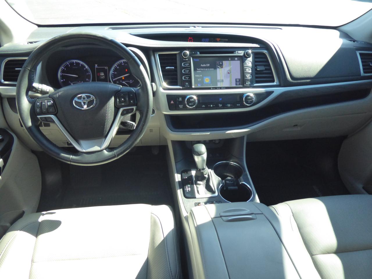 Toyota Highlander Limited AWD V6 2017